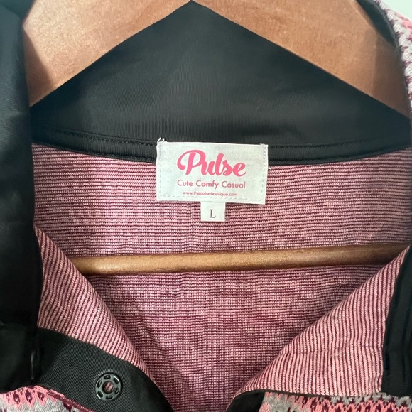 The Pulse Boutique Pullover - Picture 3 of 3